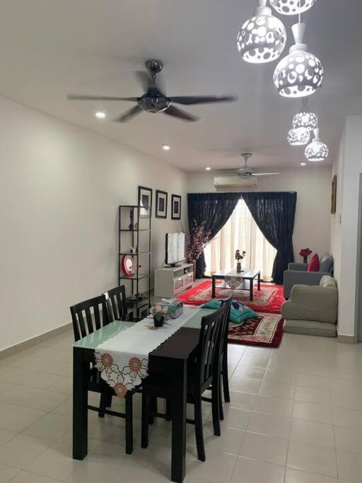 Homestay 샤알람 외부 사진